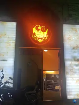 عکس باشگاه بدنسازی کربن در محله عطار نیشابوری اصفهان 2
