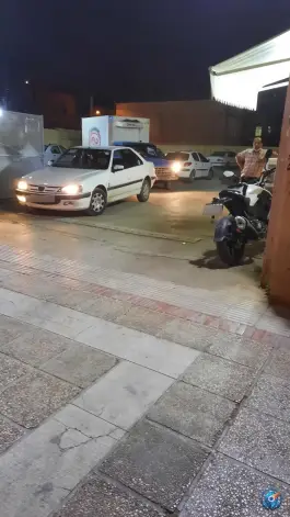 پارکینگ چهارراه پارامونت، خیابان انقلاب اسلامی