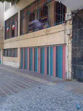 دبیرستان معراج اندیشه در محله چشمه باقرخان اصفهان