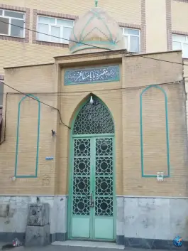 بقعه بابا مسافر محله آلوچو قم