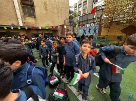 عکس دبستان پسرانه سیاوش زرازوند، محله نیلوفر، تهران 1