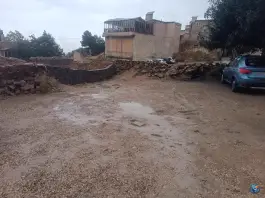 عکس پارکینگ شبانه روزی آرش در جاده قلات شیراز 4
