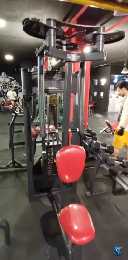 باشگاه ورزشی راش در شهرک اکباتان تهران