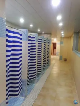 عکس استخر هتل ورزش تهران در محله کشاورز تهران 4