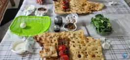 عکس کبابی حاج مهدی در محله باجک ۲ قم 2