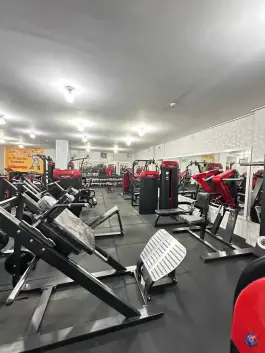 باشگاه بدنسازی تن آرا در محله زیار اصفهان