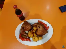 مرغ بریان آتیشی در محله خلیج فارس شمالی تهران