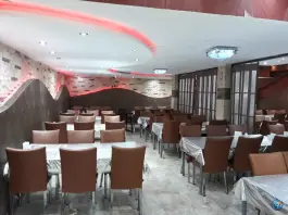 عکس رستوران ریخته گرزاده در وکیل آباد مشهد 3