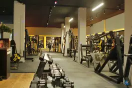 عکس باشگاه بدنسازی پاسارگاد در محله نیروی دریایی تهران 2