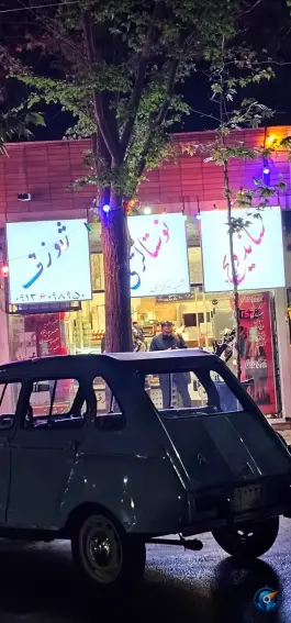 ساندویچ نوستالژی ژوزف در محله صائب اصفهان