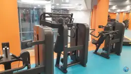 عکس مجموعه آبی و ورزشی هتل میثاق در محله شهرآرای مشهد 8
