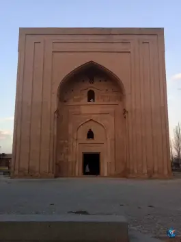عکس بنای هارونیه در محله فردوسی مشهد 7