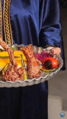 عکس مجتمع گردشگری اسب سفید شیرازیس در بلوار دکتر حسابی شیراز 3