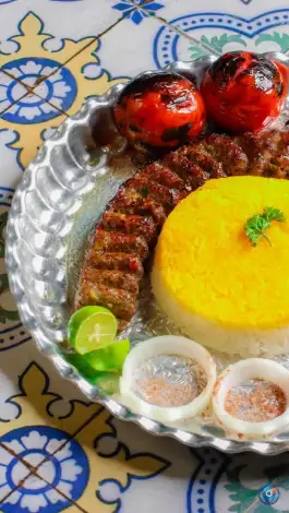 عکس مجتمع گردشگری اسب سفید شیرازیس در بلوار دکتر حسابی شیراز 4