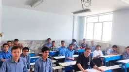 عکس دبیرستان شهید محمد منتظری در محله عشقعلی قم 3