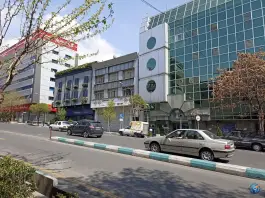 بیمارستان آپادانا در محله ایرانشهر تهران