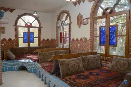 باغ رستوران خانوادگی حسین در محله فرحزاد تهران