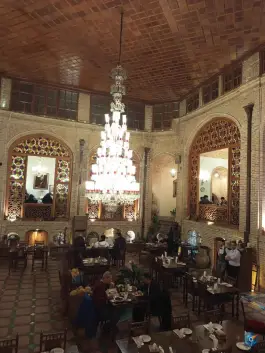 عکس رستوران وکیل التجار در سنگلج تهران 3