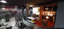 عکس باشگاه بدنسازی وزرا در محله گلبرگ اصفهان 2