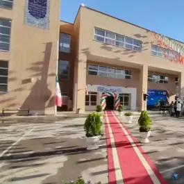 دبیرستان دخترانه خراسانی زاده در محله تیران اصفهان
