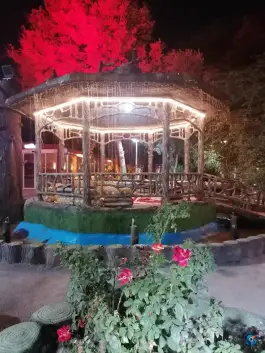 عکس رستوران خانه معلم شماره ۴ در شهرک فاضل اصفهان 4