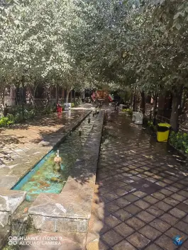 عکس باغ رستوران دنج قم 4