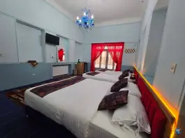عکس هتل بومگردی و کافه چهارستون در محله توحید اصفهان 2