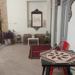 عکس هتل بومگردی و کافه چهارستون در محله توحید اصفهان 3