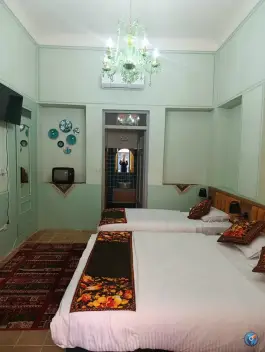 عکس هتل بومگردی و کافه چهارستون در محله توحید اصفهان 8