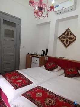 عکس هتل بومگردی و کافه چهارستون در محله توحید اصفهان 9