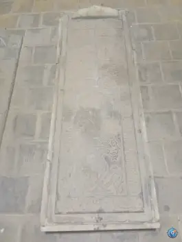 عکس مقبره بانو امین در محله تخت فولاد اصفهان 10