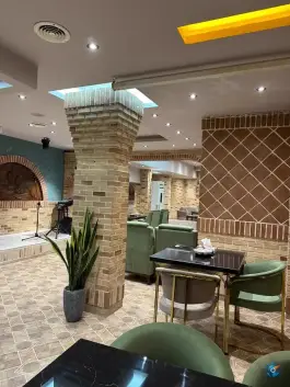 کافه رستوران عمارت ماهور در محله سهروردی تهران