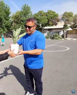 عکس دبستان پسرانه برادران شهید معظمی گودرزی در محله چهارصد دستگاه کرج 2