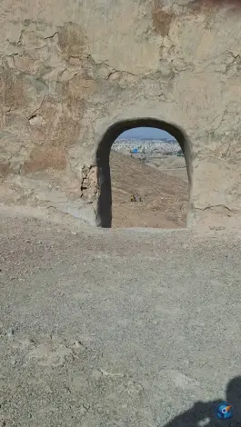 عکس آتشکده تاریخی به سمت کوه راگا در محله استودان تهران 1