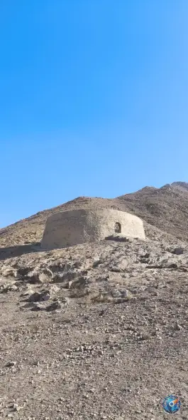 عکس آتشکده تاریخی به سمت کوه راگا در محله استودان تهران 2