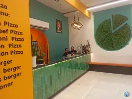 عکس پیتزا و ساندویچ بزرگی در محله ایثار مشهد 6