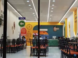 عکس پیتزا و ساندویچ بزرگی در محله ایثار مشهد 7