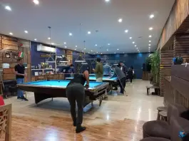 عکس باشگاه بیلیارد ایتبال در محله مهدی آباد شیراز 6