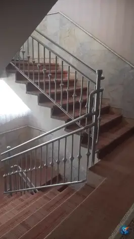 عکس هتل صدر مشهد در محله دانشگاه 6