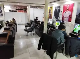 عکس گیم نت و اتاق مافیا پت و مت در قائم کرج 9