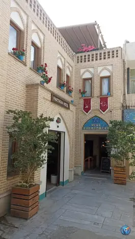 عکس هتل پارتیکان اصفهان در خیابان استانداری 8