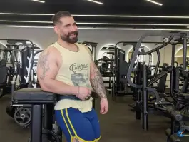 باشگاه بدنسازی بلک جیم در محله آزادی کرج
