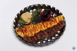 عکس تهیه غذا و کترینگ شفیعی در محله تولید دارو و یخچال قم 2