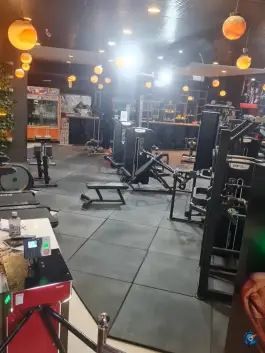 عکس باشگاه بدنسازی پارس پلاس در محله هرمزگان شیراز 2