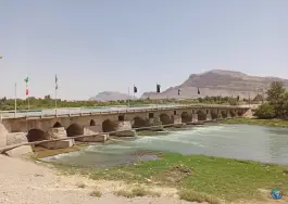 پل چوم در اشکاوند اصفهان