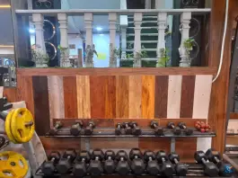 عکس باشگاه بدنسازی سینا در محله سینما سعدی شیراز 3