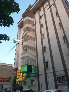 ساختمان فیروزه محله فلسطین شیراز