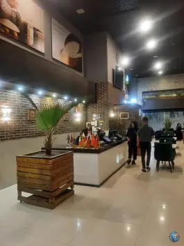 رستوران سیب در فاز ۲ مهرشهر کرج