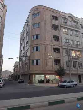 عکس عمارت نیاوران 1 در محله سعادتی قم 2