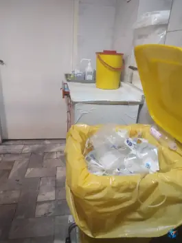 عکس درمانگاه شبانه روزی اسفند در محله جمالزاده تهران 4